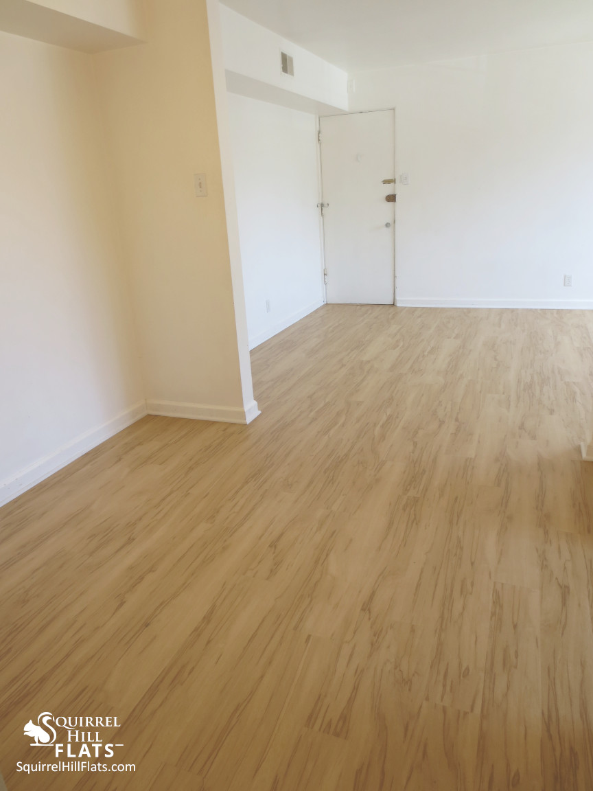 Spacious Apt with Hdwd Flrs